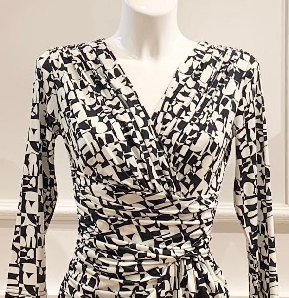 Robe Courte Alabama Blanche & Noire Rétro