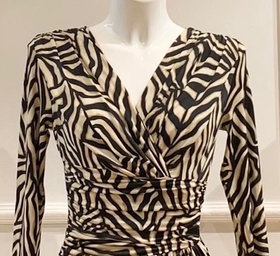 Robe Courte Zébrée Alabama Blanche & Noire