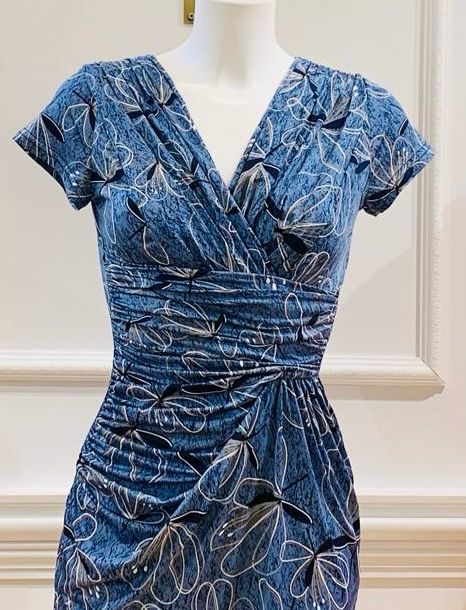 Robe Courte Alabama Bleue Fleurs Blanches & Noires - EGERIE