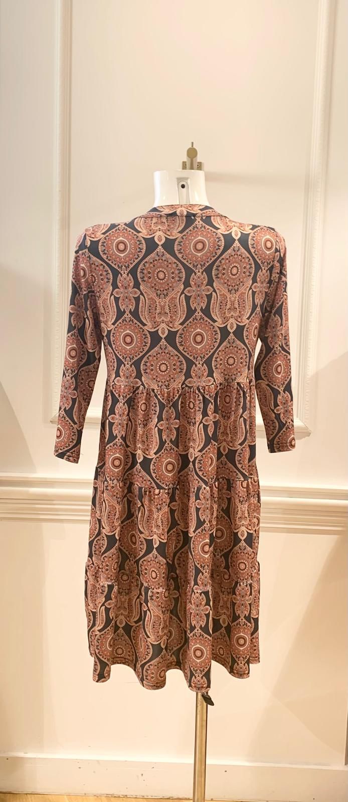 Robe Courte Capital Marron Cachemire